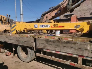 XCMG straight arm crane 5 ton