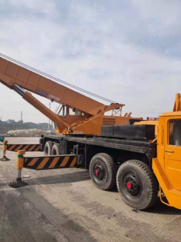 Kato 50ton Crane