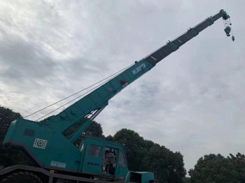 KATO 25ton rough terrain crane