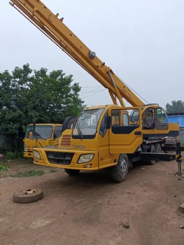 2015 XCMG 16ton Truck Crane