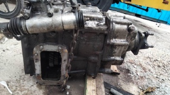 M8-2 Gear Box