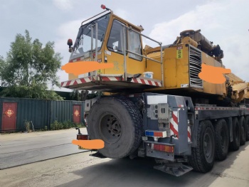 2009 Liebherr 500ton Truck Crane